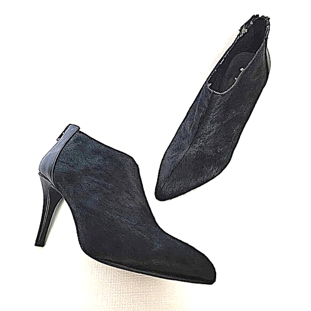 RW & CO black pointy toe calf hair high heel ankle boots - Please read carefully